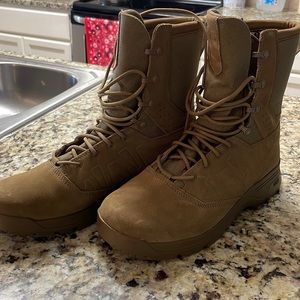 Men's Salomon Guardian Forces Boots NEW